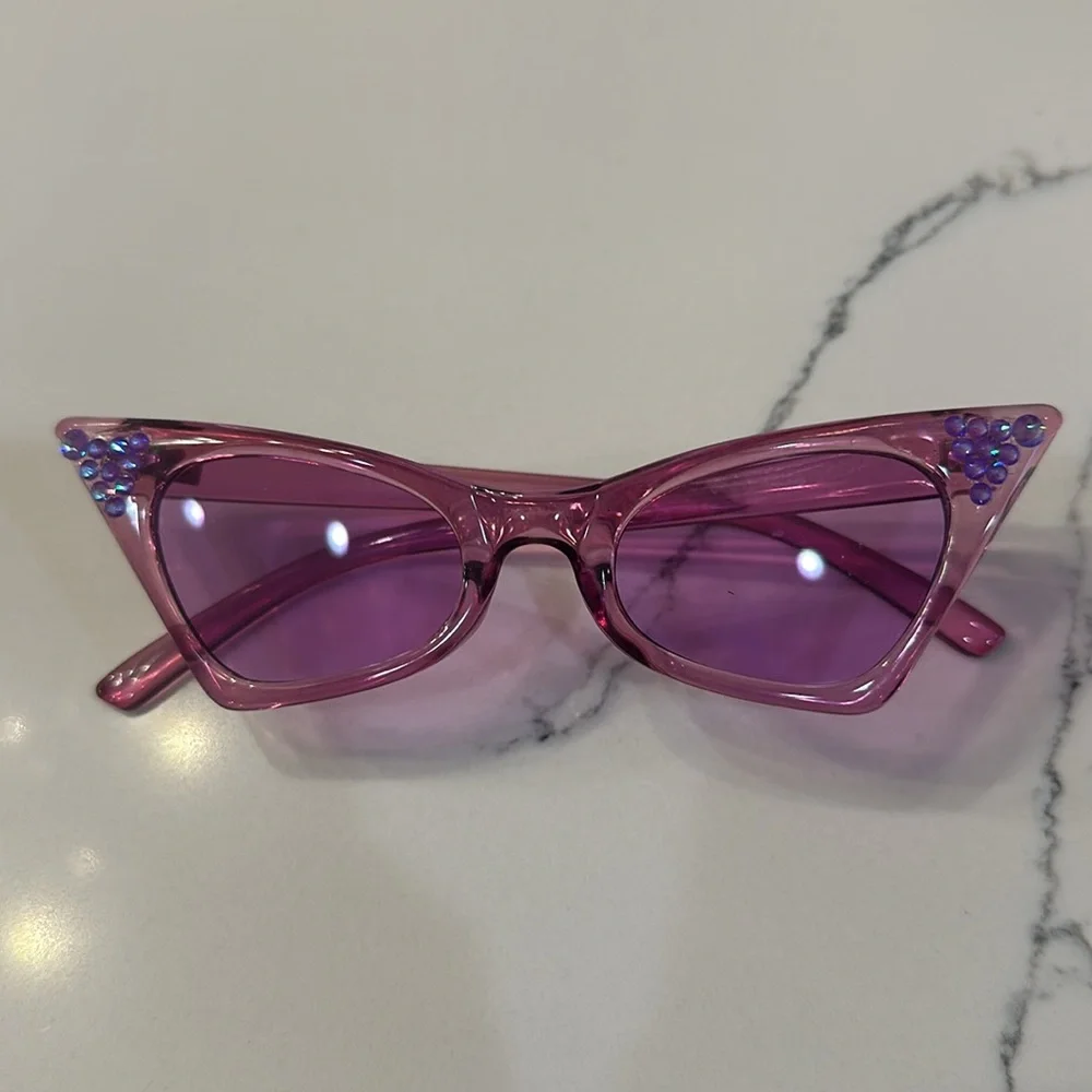 EUC Bari Lynn Sunglasses